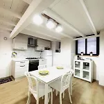 בית נופש Ariel House