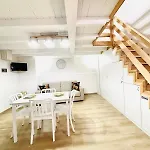 בית נופש Ariel House קטאניה