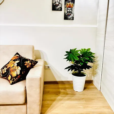 Ariel House كاتانيا